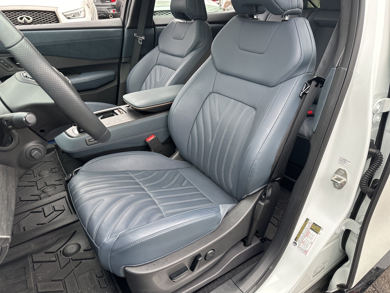 2023 Nissan Ariya PLATINUM+ e-4ORCE