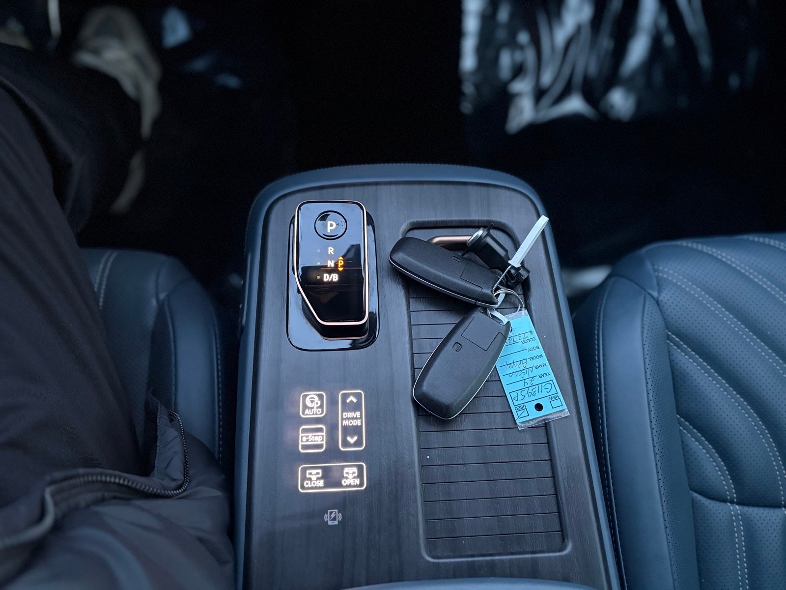 2024 Nissan Ariya PLATINUM+ e-4ORCE