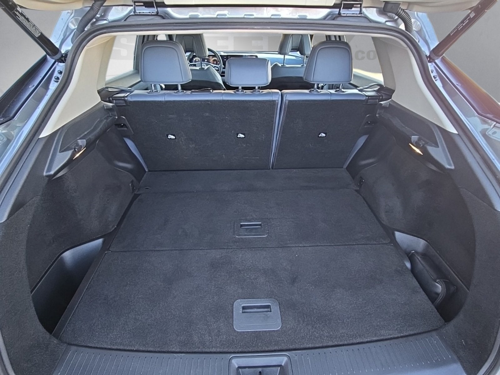 2024 Nissan Ariya PLATINUM+ e-4ORCE