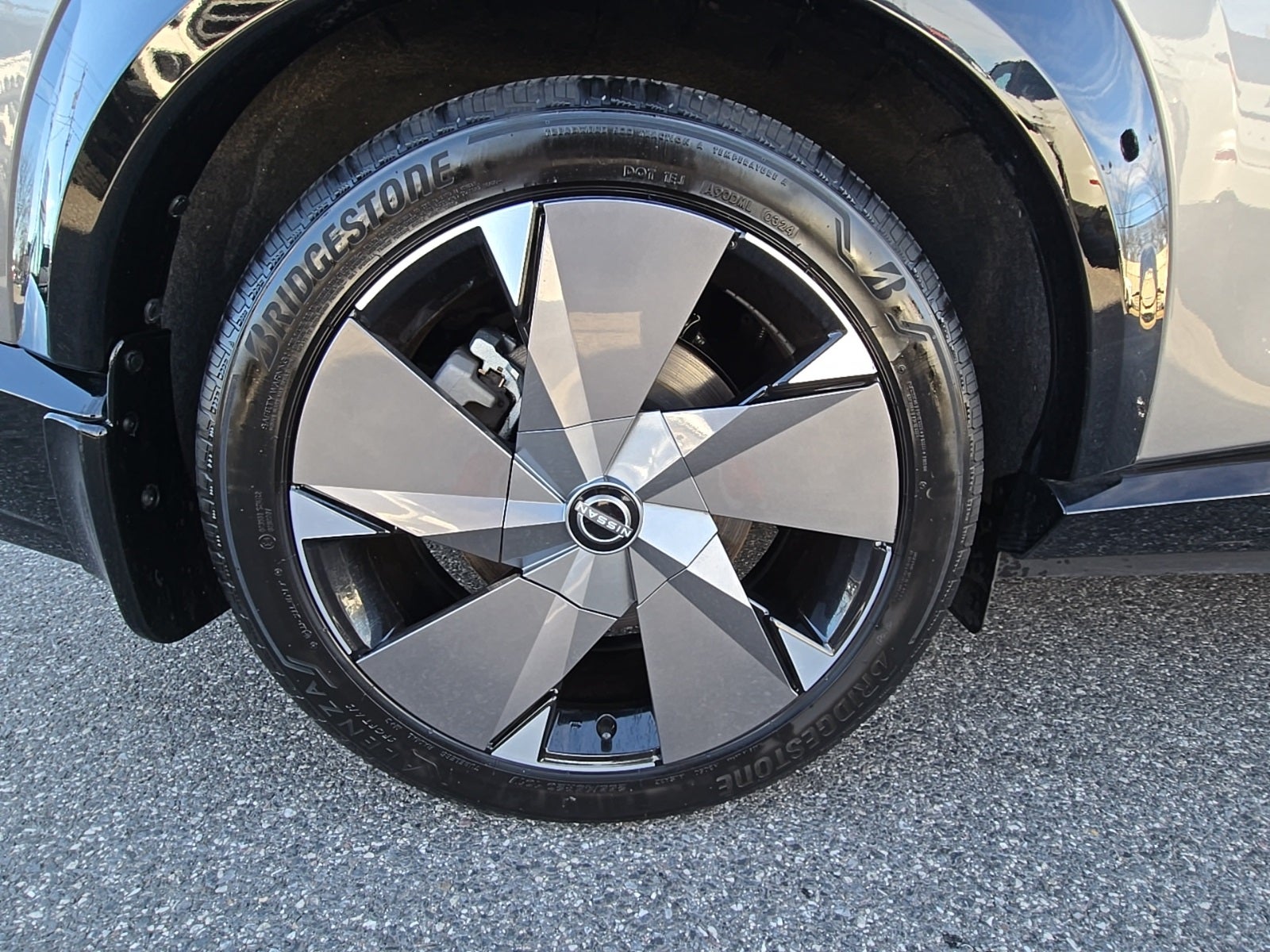 2024 Nissan Ariya PLATINUM+ e-4ORCE