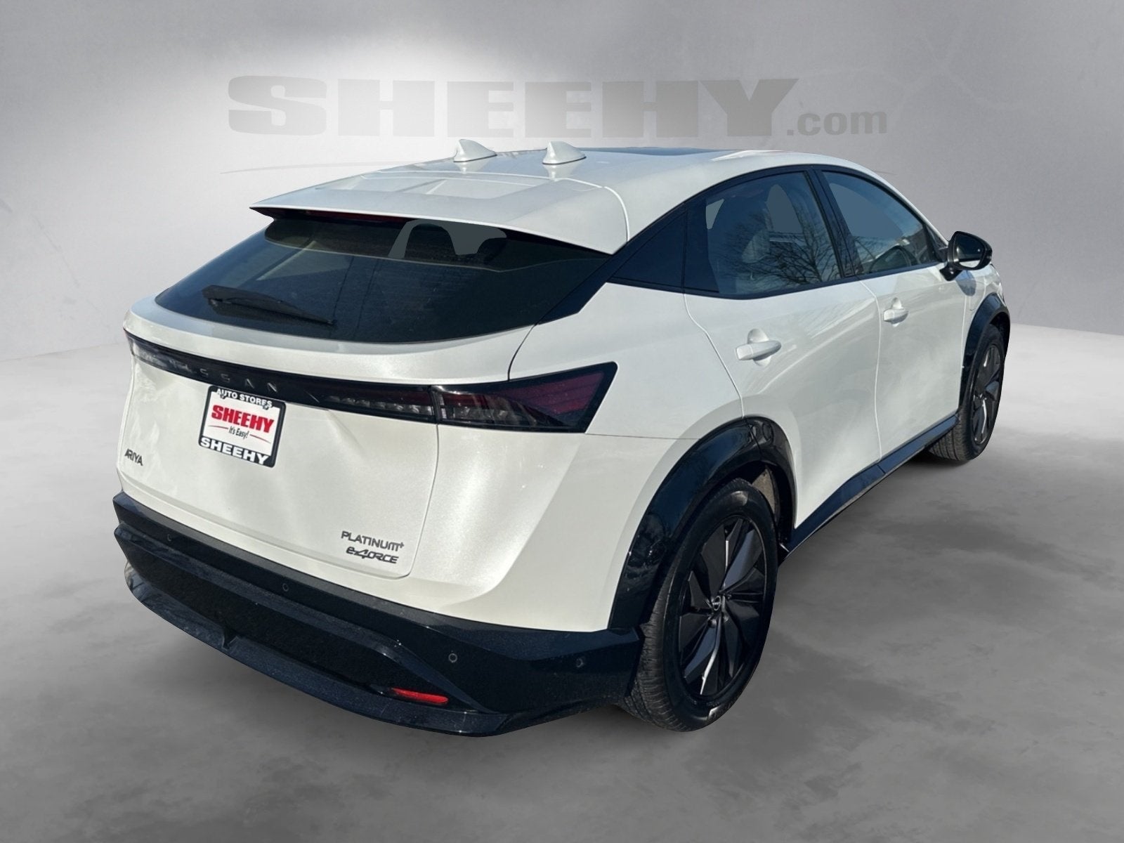 2024 Nissan Ariya PLATINUM+ e-4ORCE