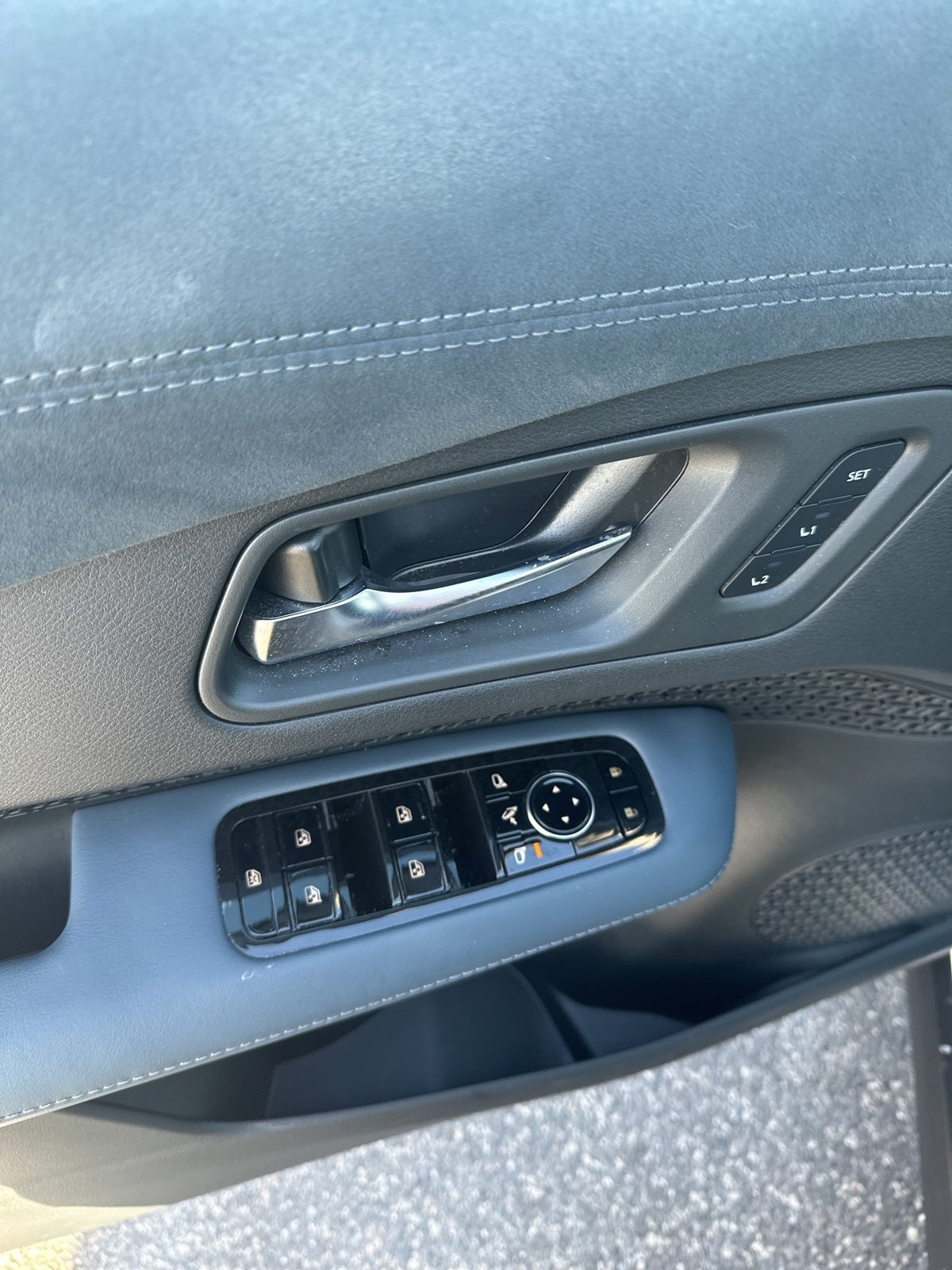 2024 Nissan Ariya PLATINUM+ e-4ORCE