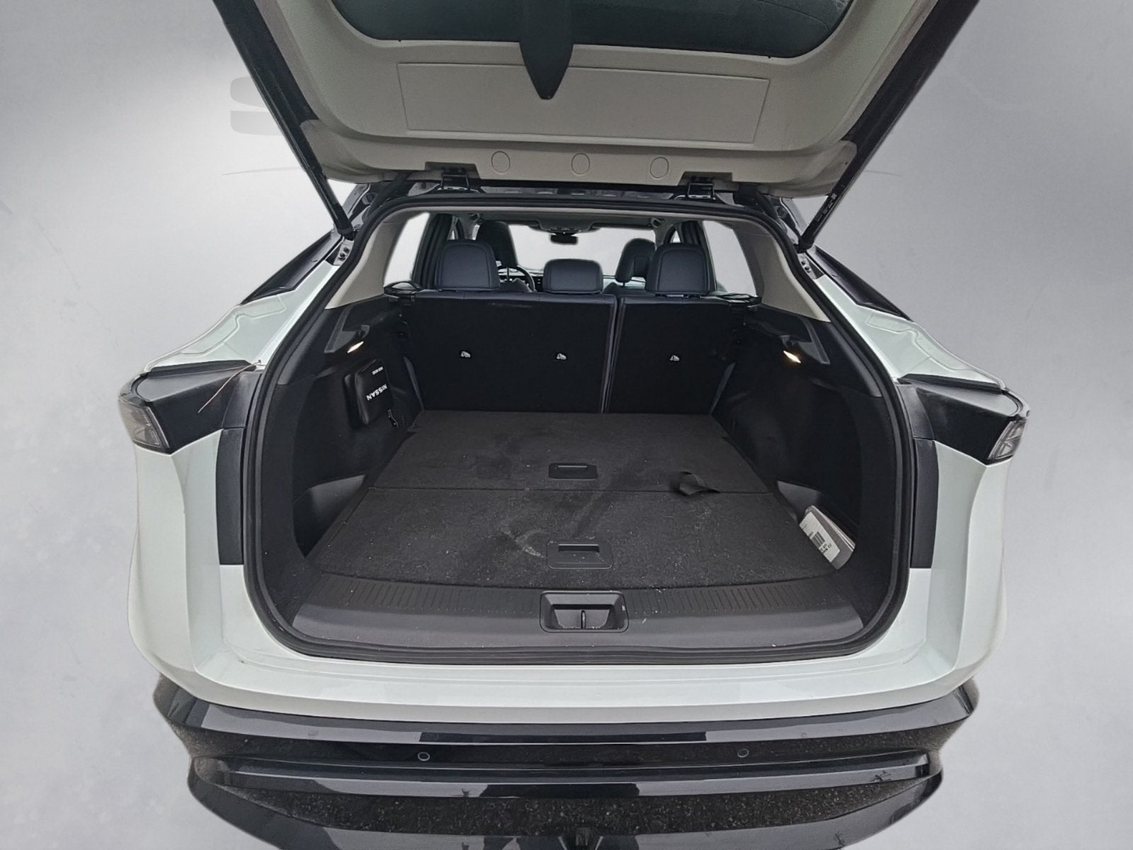 2023 Nissan Ariya PLATINUM+ e-4ORCE