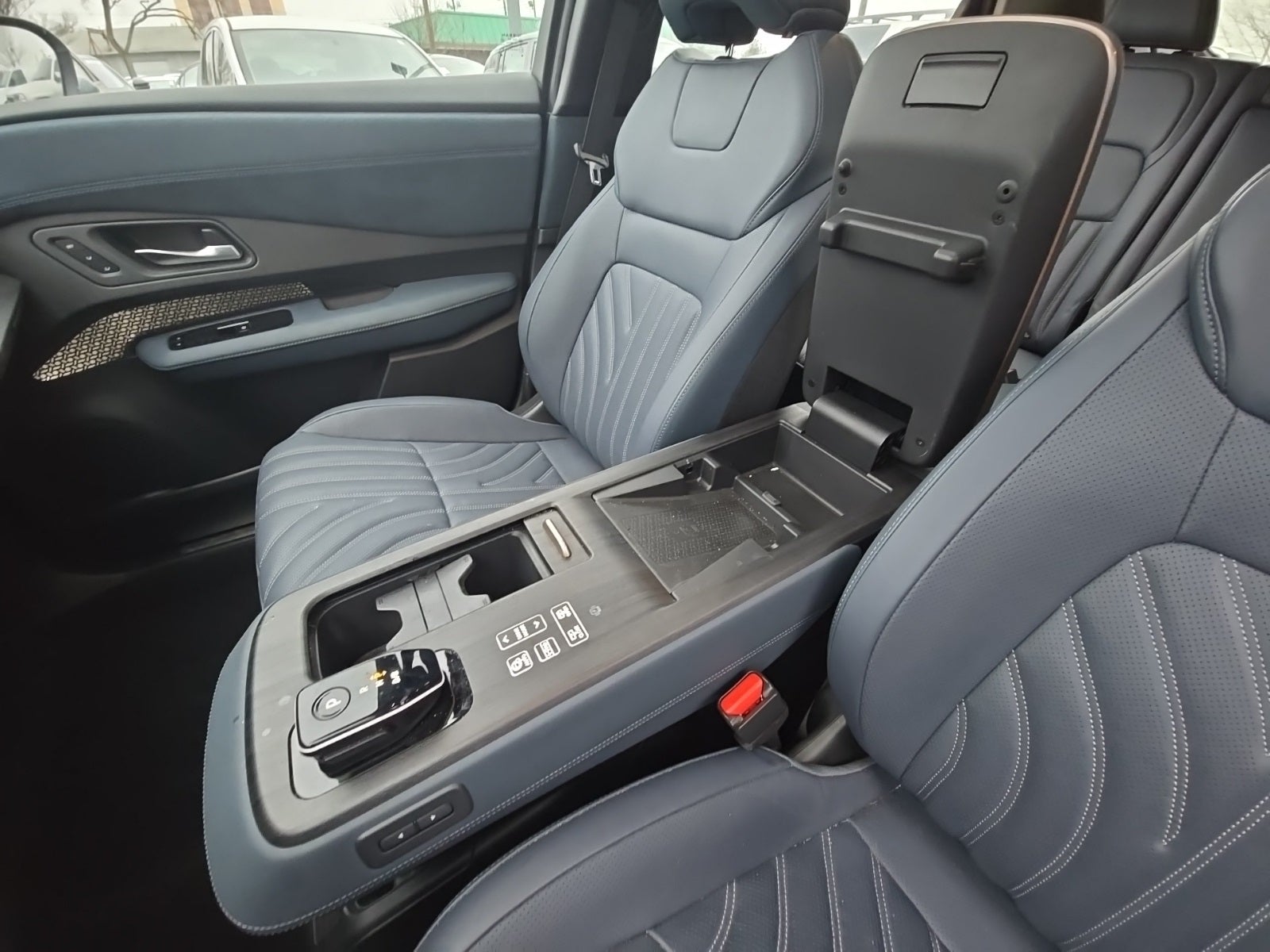 2023 Nissan Ariya PLATINUM+ e-4ORCE