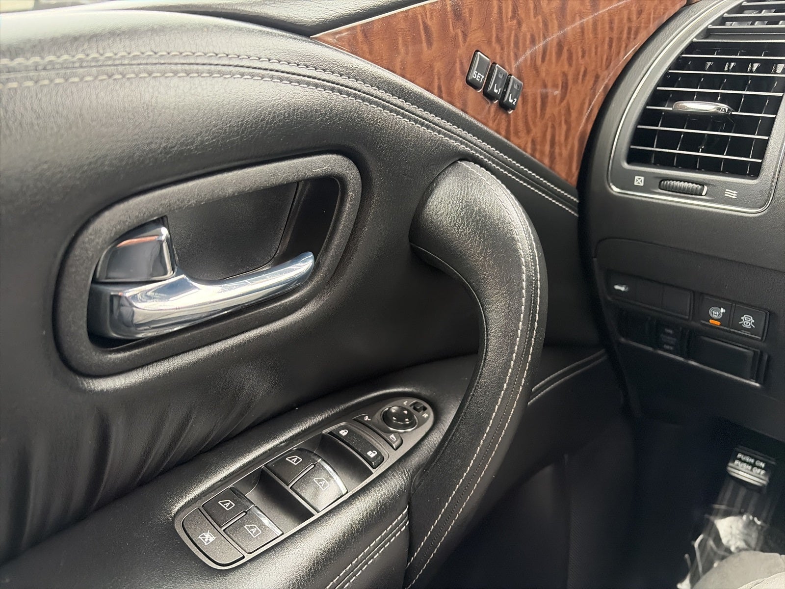 2020 Nissan Armada SL