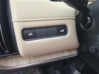 2025 Nissan Armada Platinum