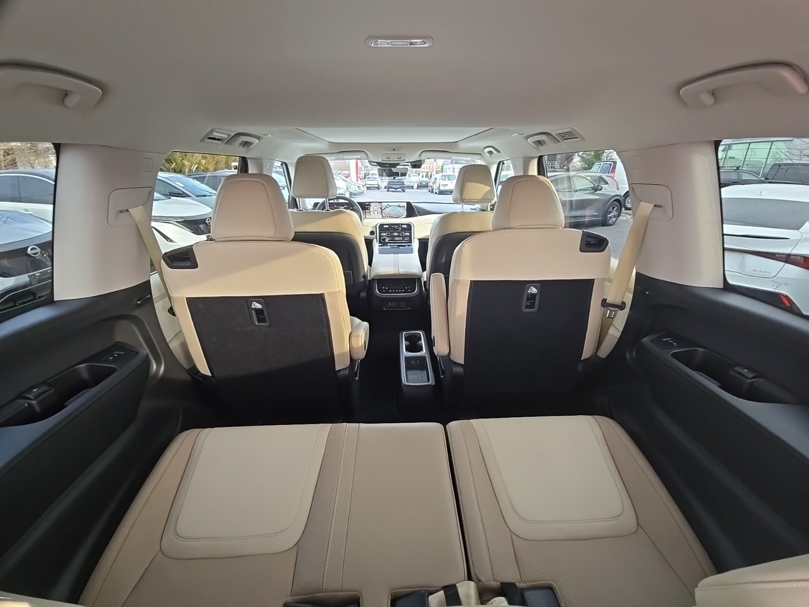 2025 Nissan Armada Platinum