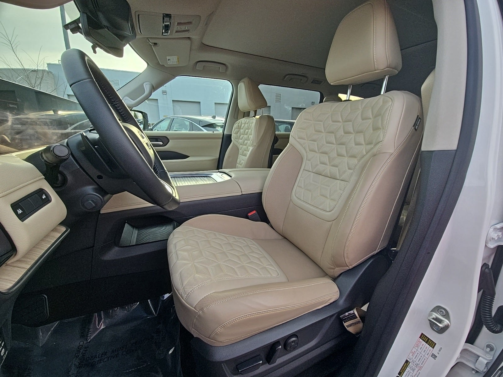 2025 Nissan Armada Platinum