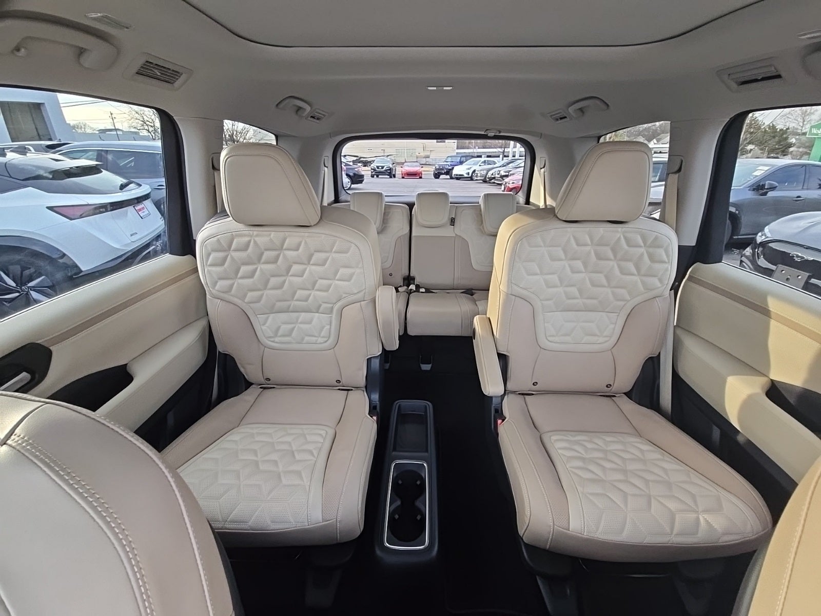 2025 Nissan Armada Platinum