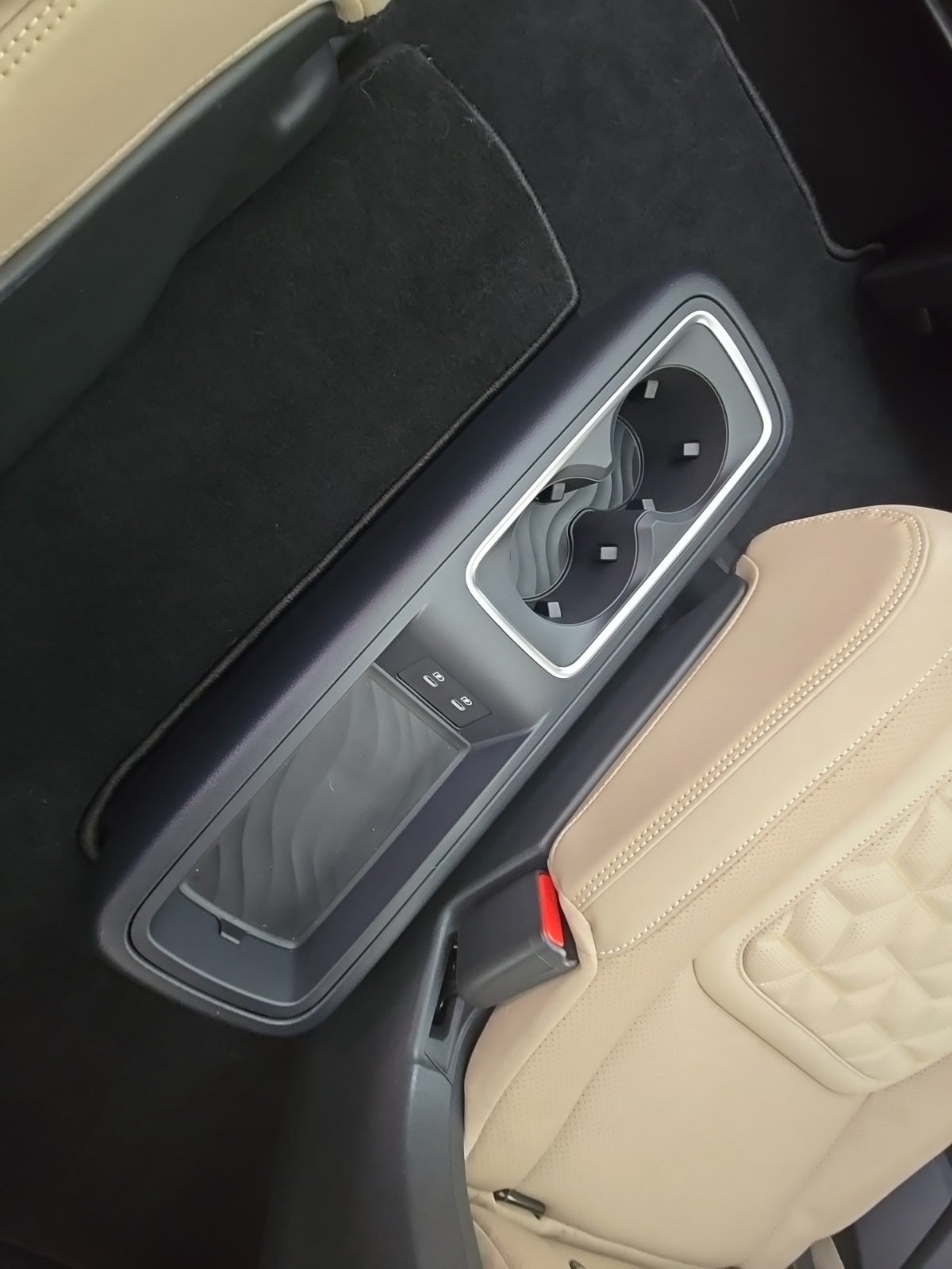 2025 Nissan Armada Platinum