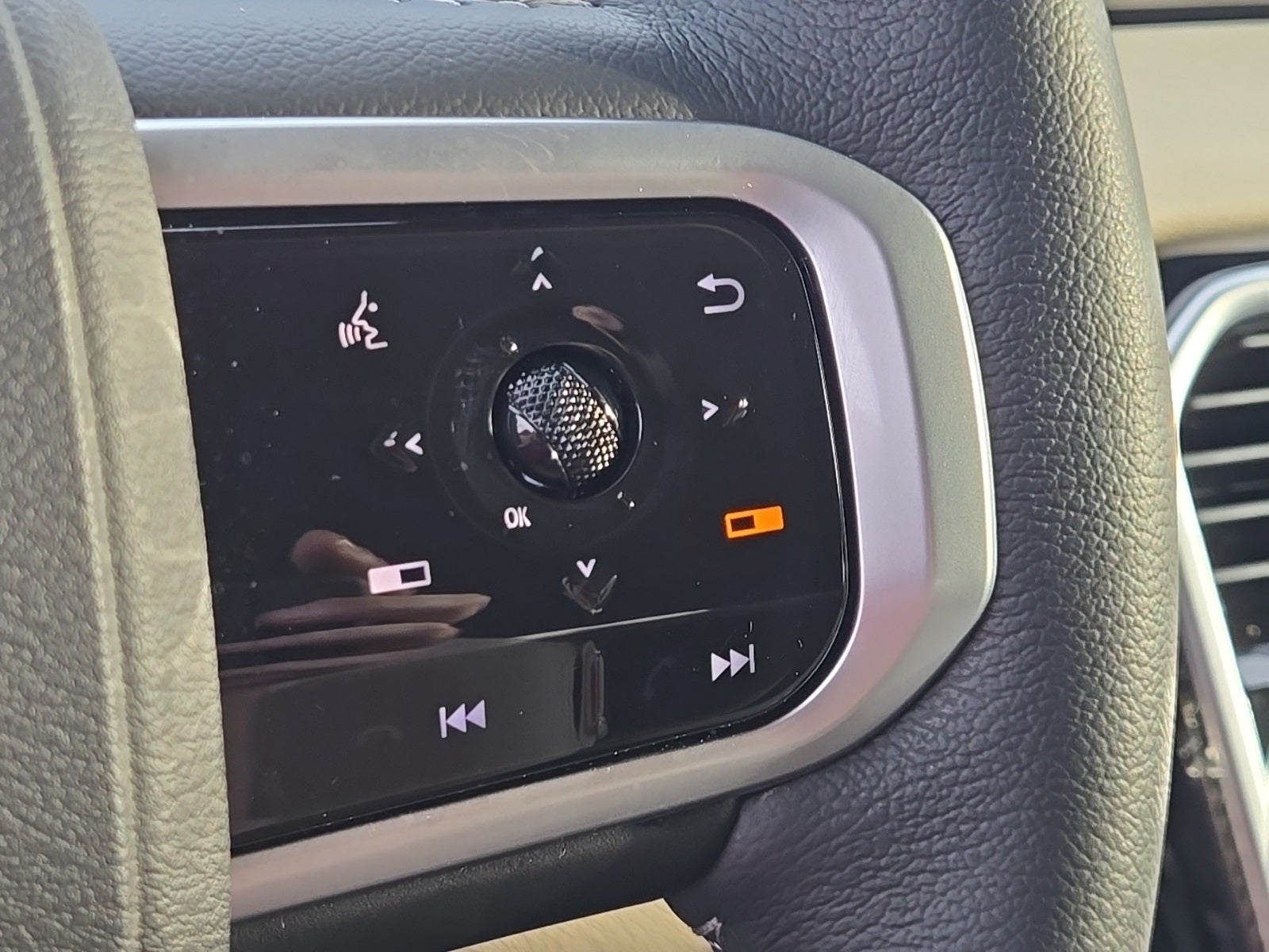 2025 Nissan Armada Platinum