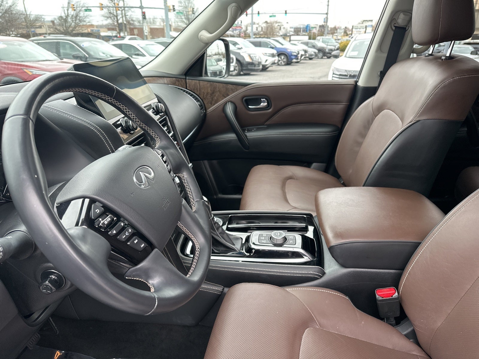 2023 INFINITI QX80 Premium Select