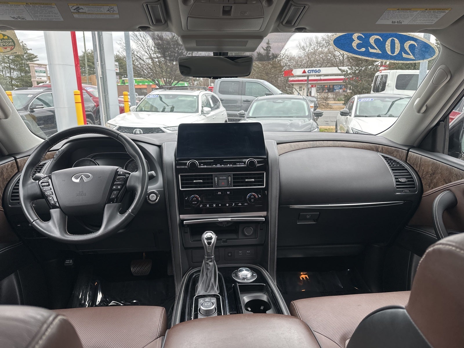 2023 INFINITI QX80 Premium Select