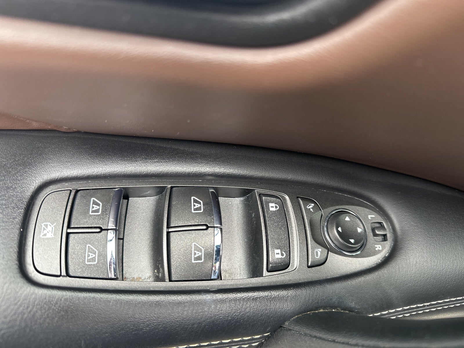 2023 INFINITI QX80 Premium Select