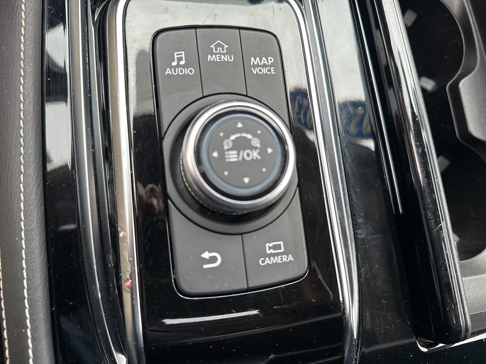 2023 INFINITI QX80 Premium Select