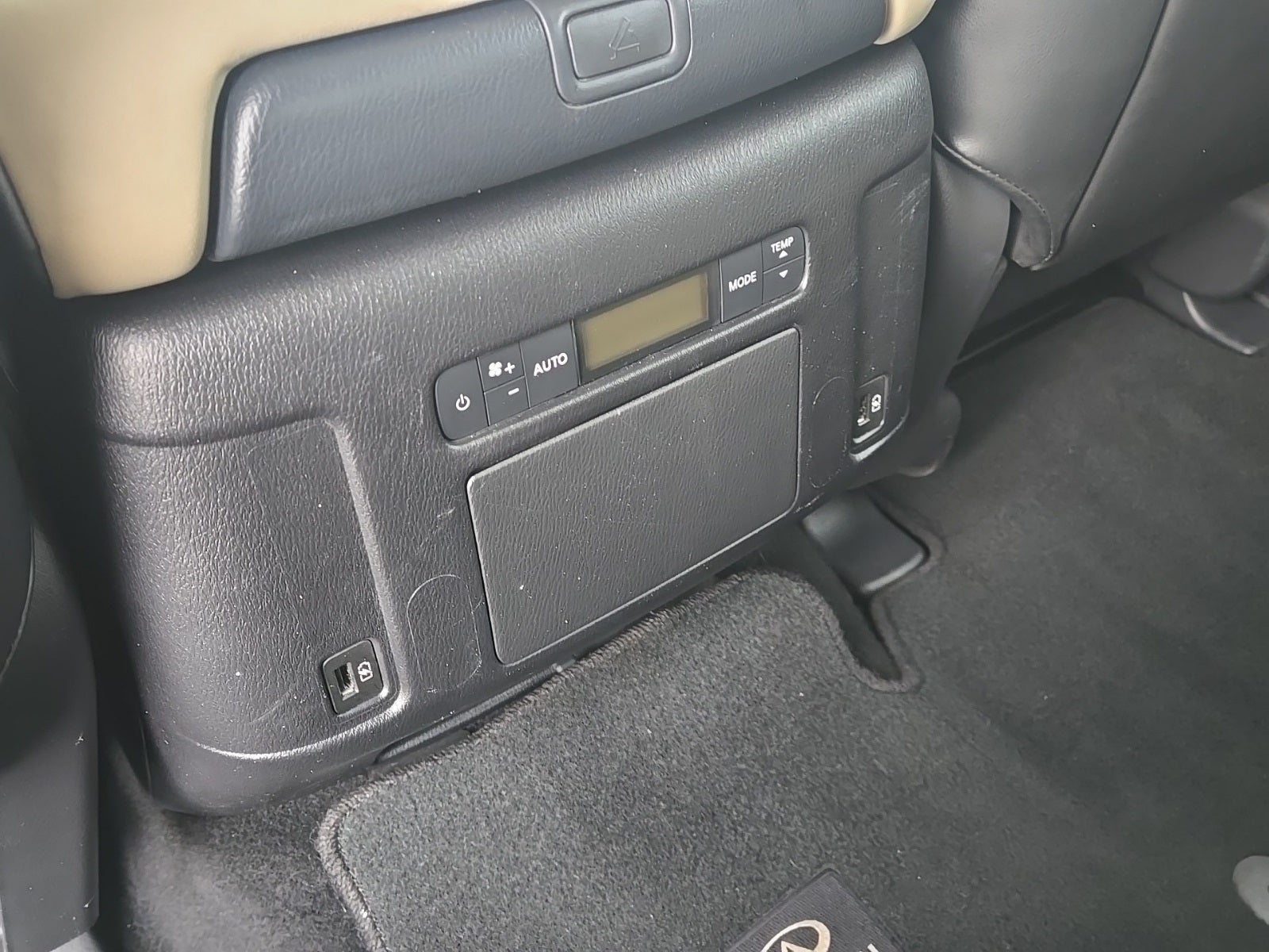 2024 INFINITI QX80 Premium Select