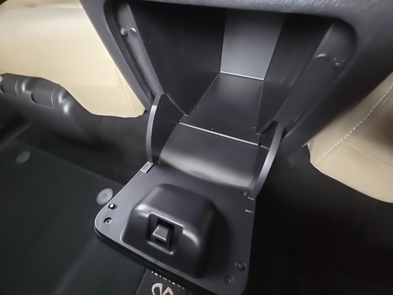 2024 INFINITI QX80 Premium Select