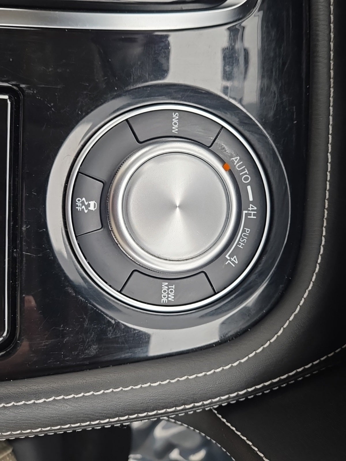 2024 INFINITI QX80 Premium Select