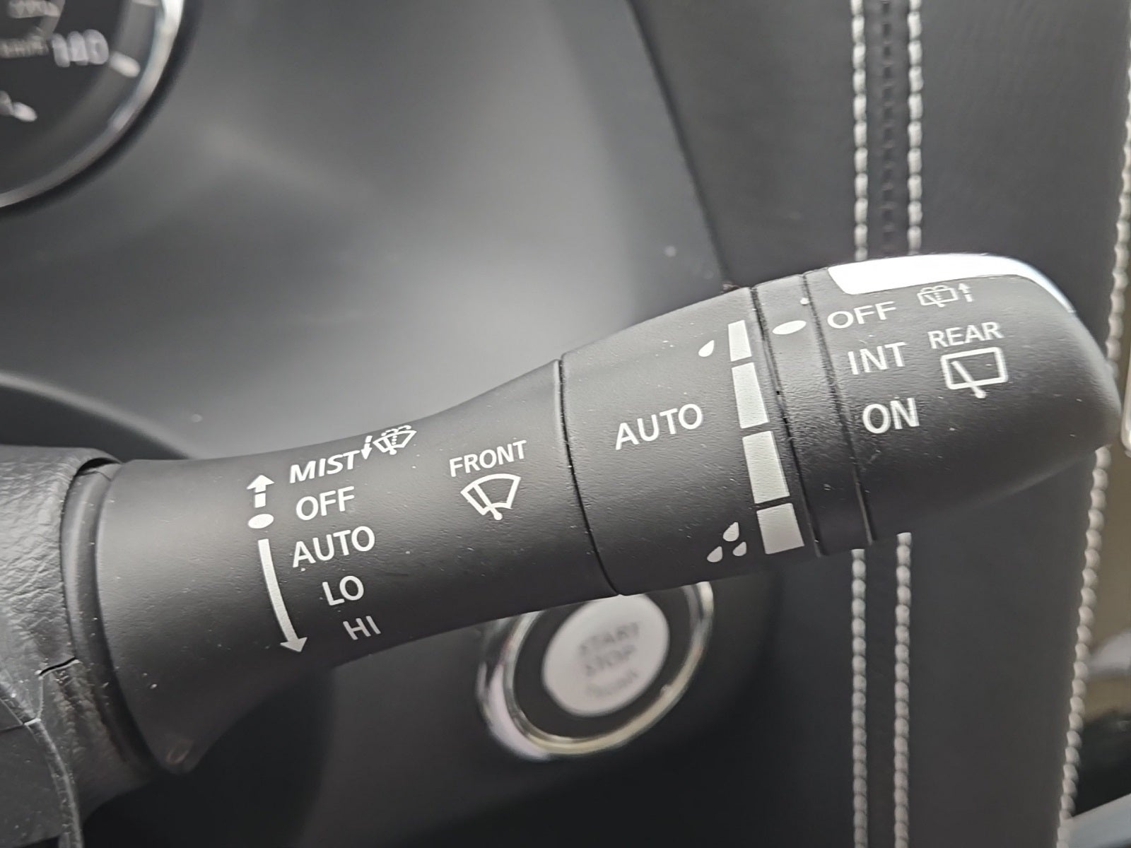 2024 INFINITI QX80 Premium Select