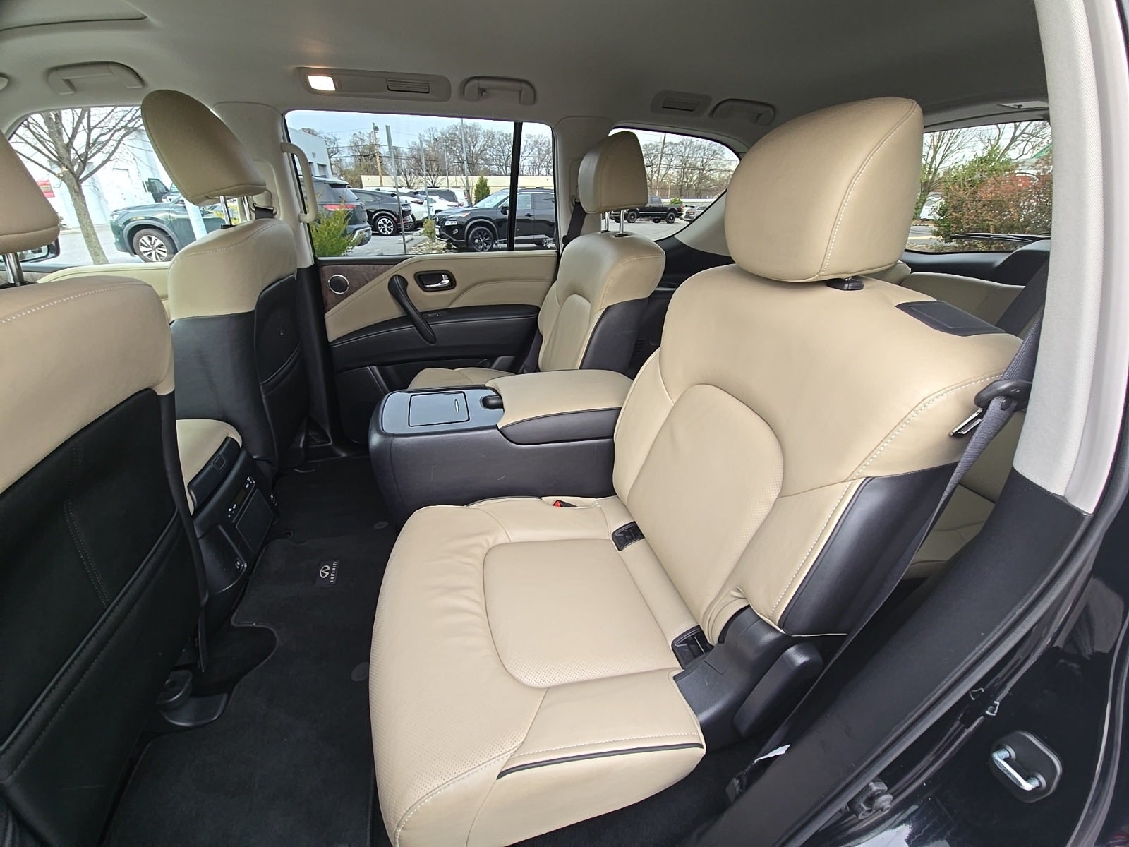 2024 INFINITI QX80 Premium Select