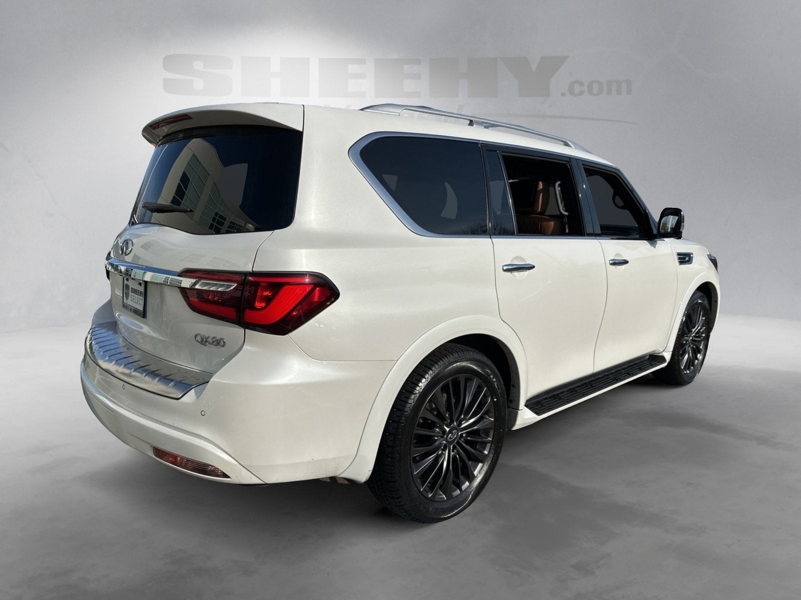 2023 INFINITI QX80 Sensory