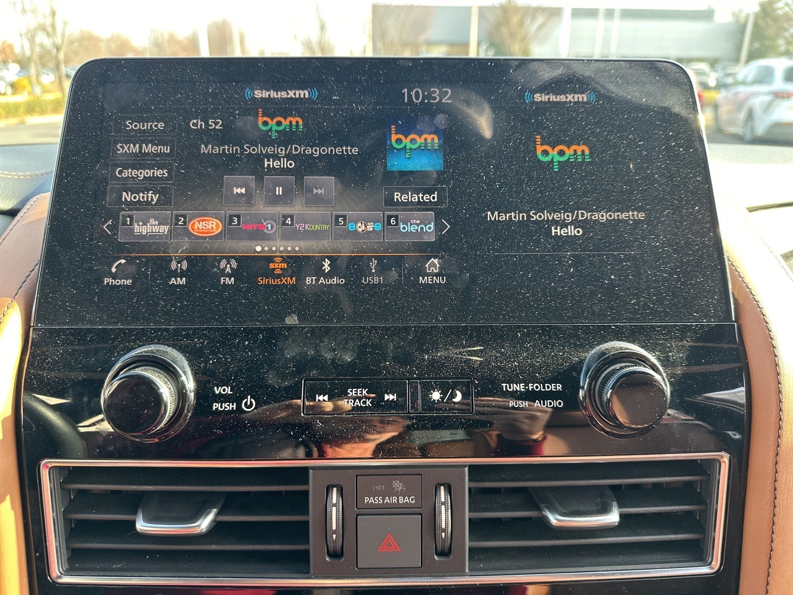 2023 INFINITI QX80 Sensory