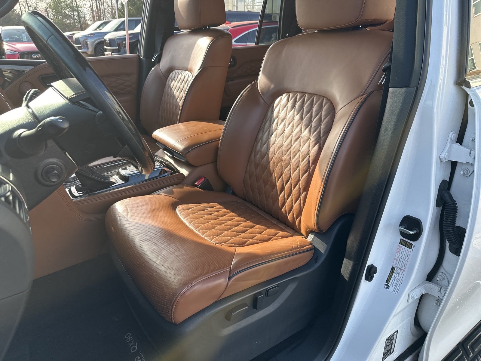 2023 INFINITI QX80 Sensory