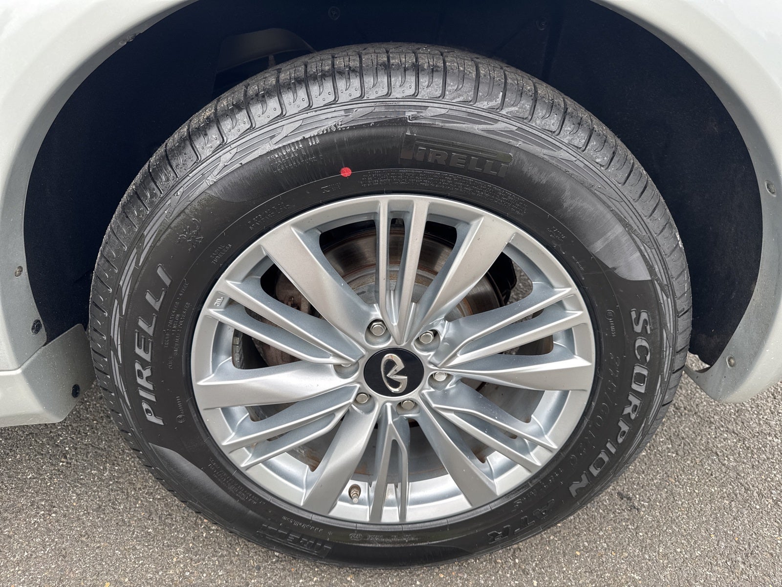 2019 INFINITI QX80 LUXE