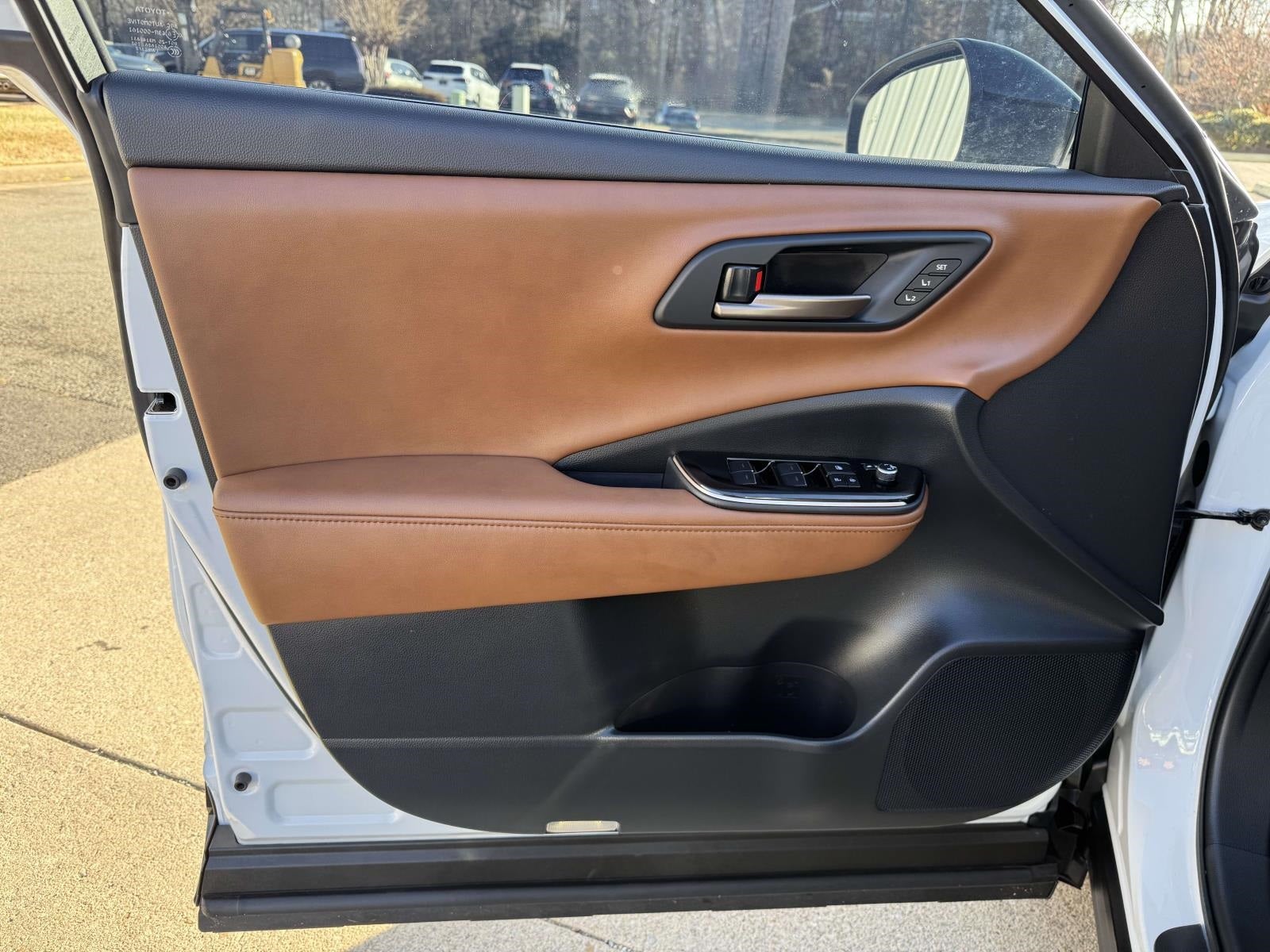 2025 Toyota Crown Signia Limited