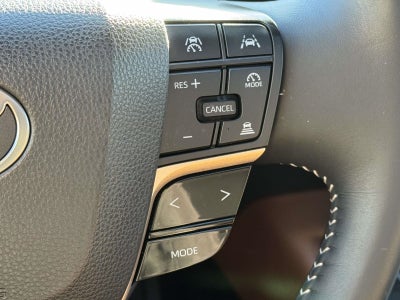 2025 Toyota Crown Signia Limited