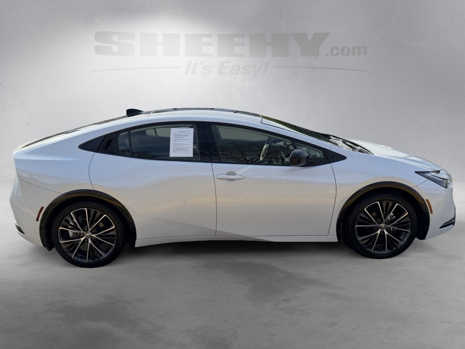 2024 Toyota Prius XLE