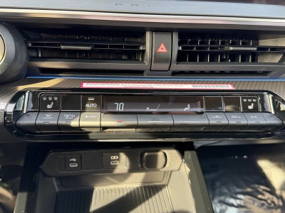 2024 Toyota Prius XLE