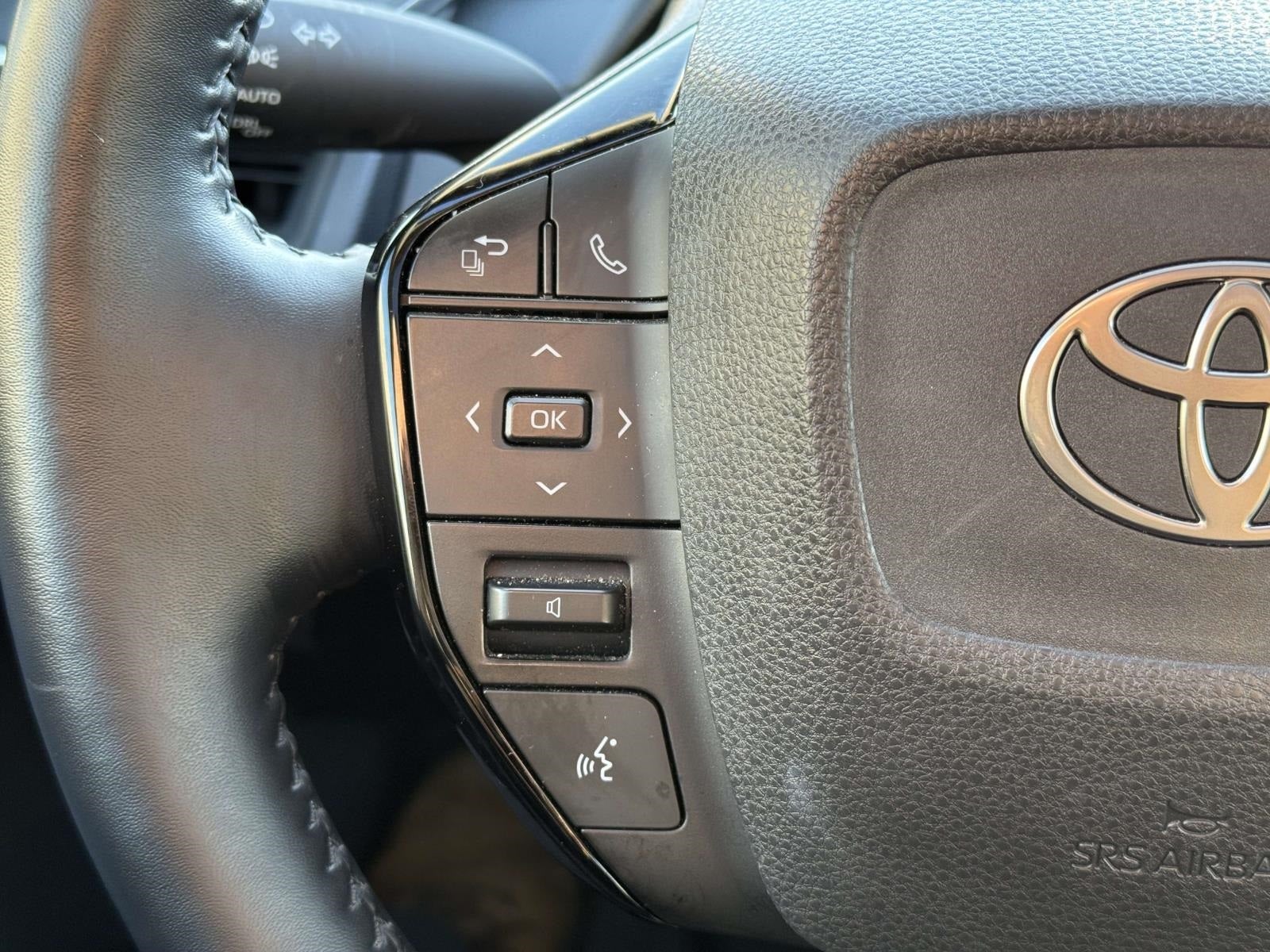 2024 Toyota Prius XLE