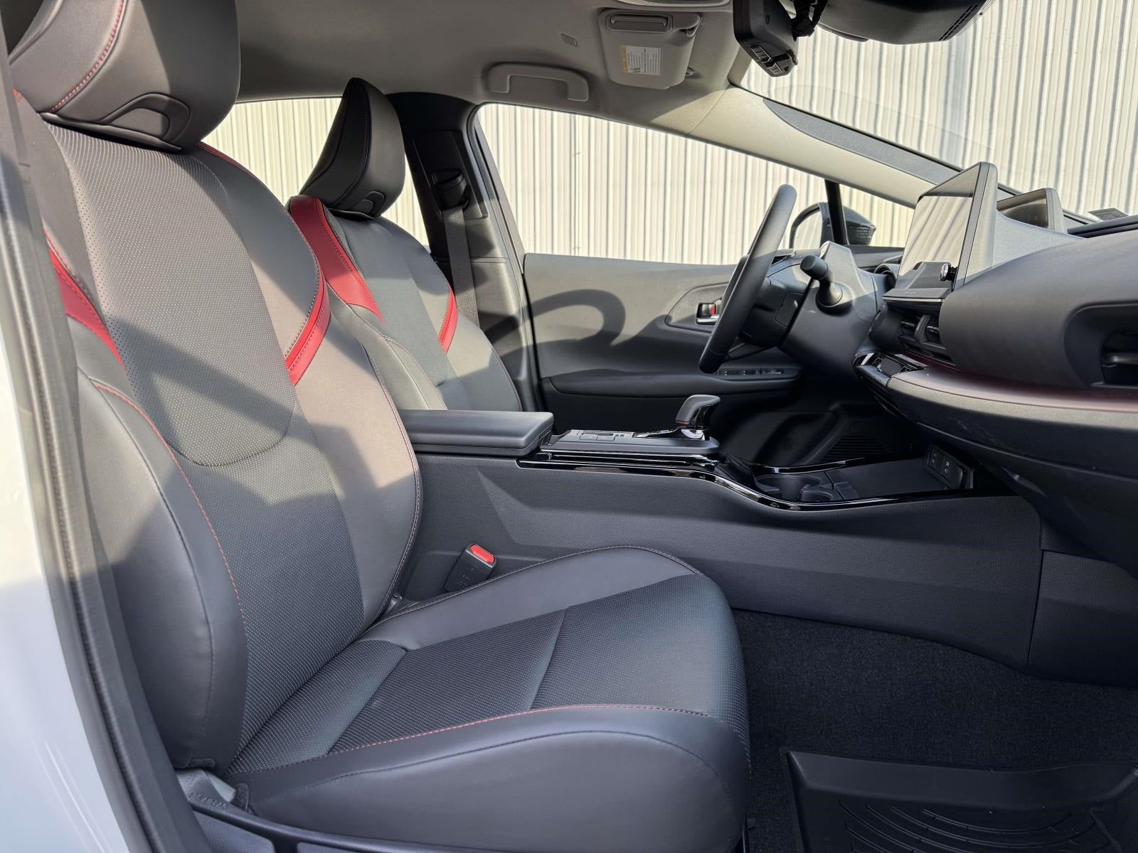 2025 Toyota Prius Plug-In Hybrid XSE Premium