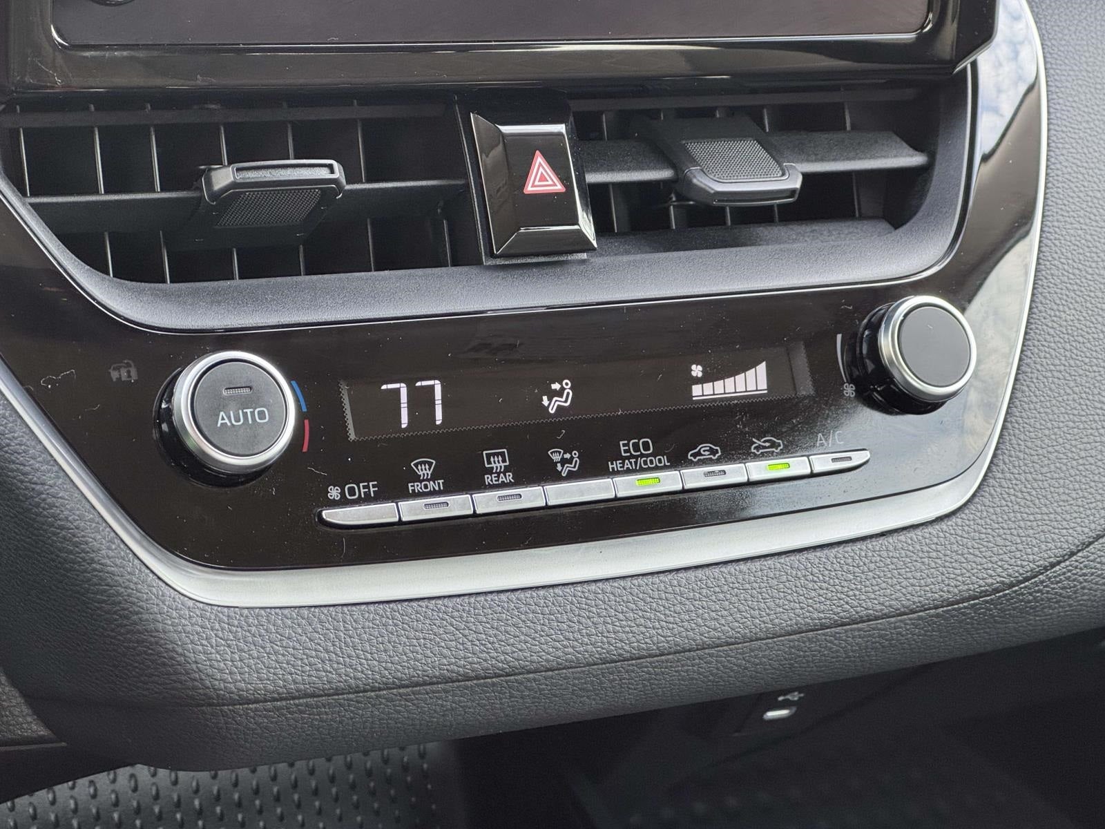 2025 Toyota Corolla Hybrid SE