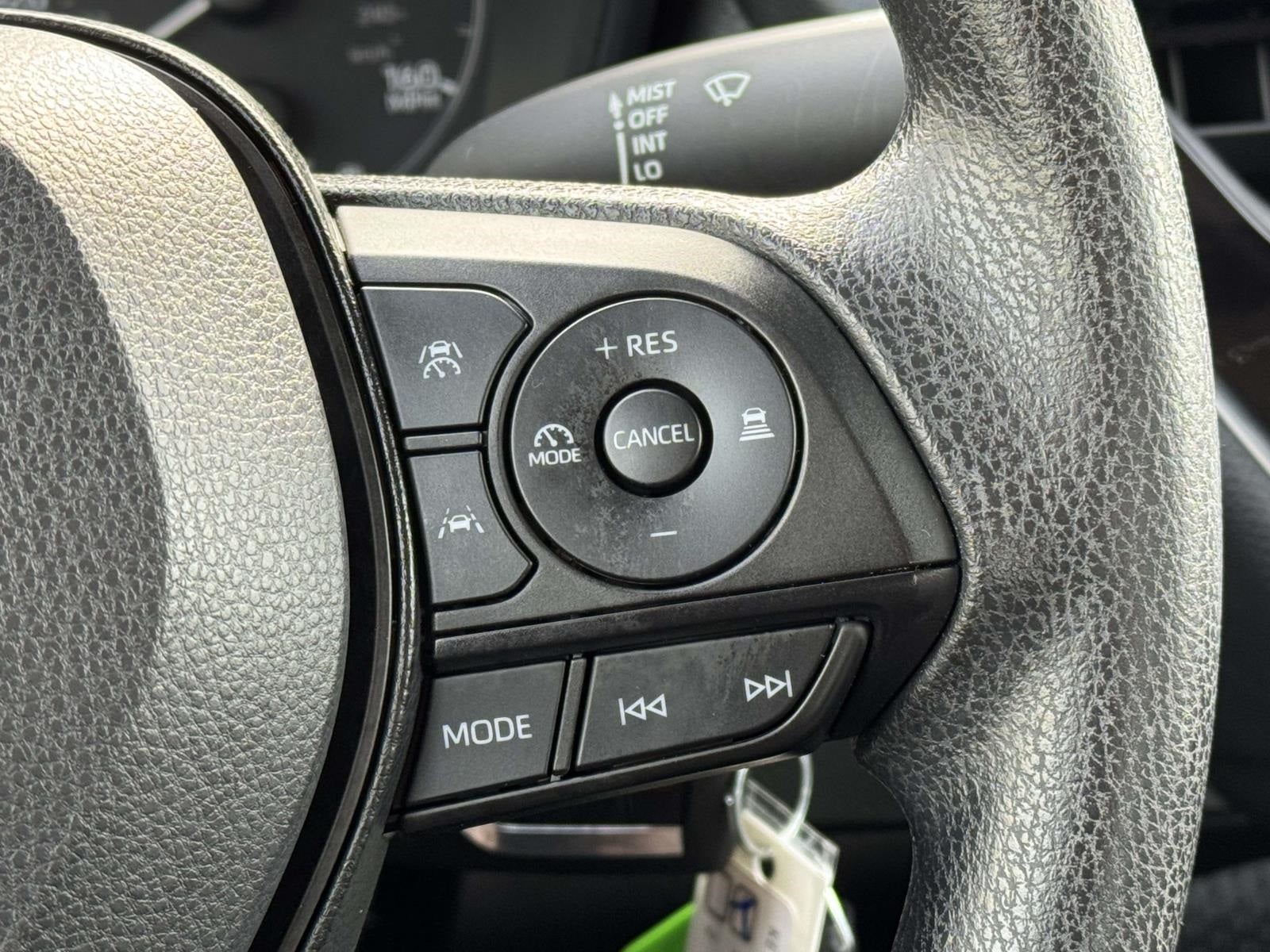 2025 Toyota Corolla Hybrid SE