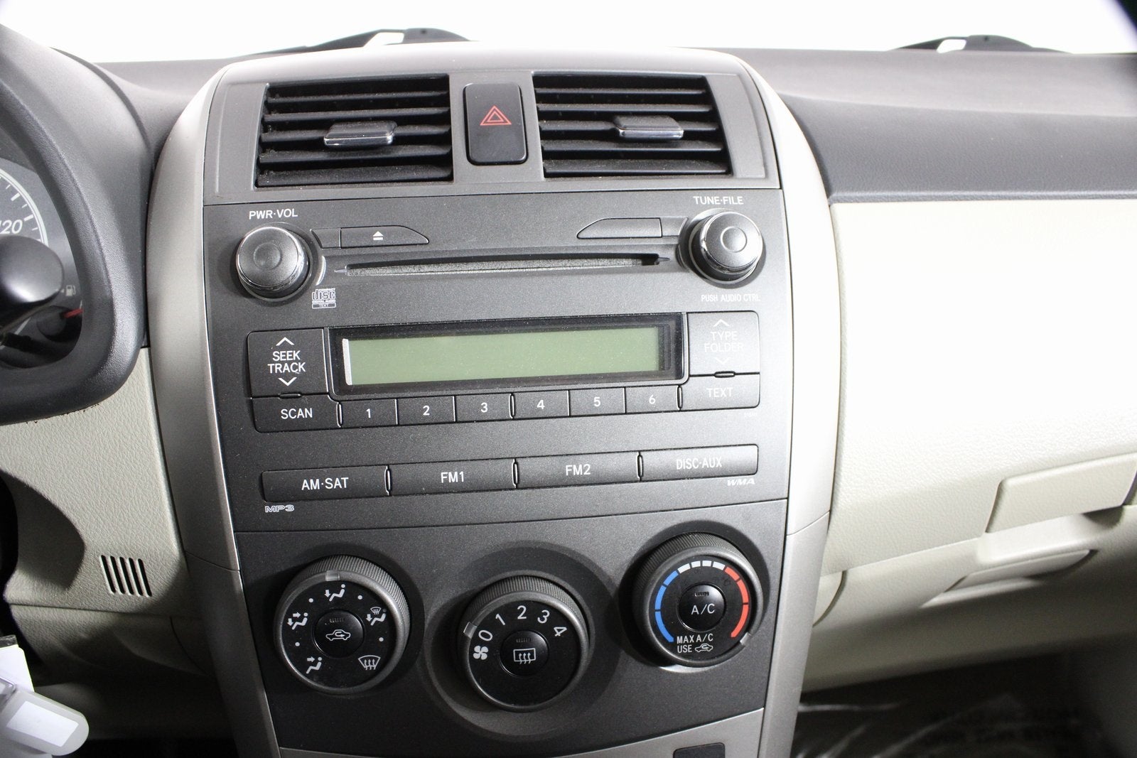 2011 Toyota Corolla LE