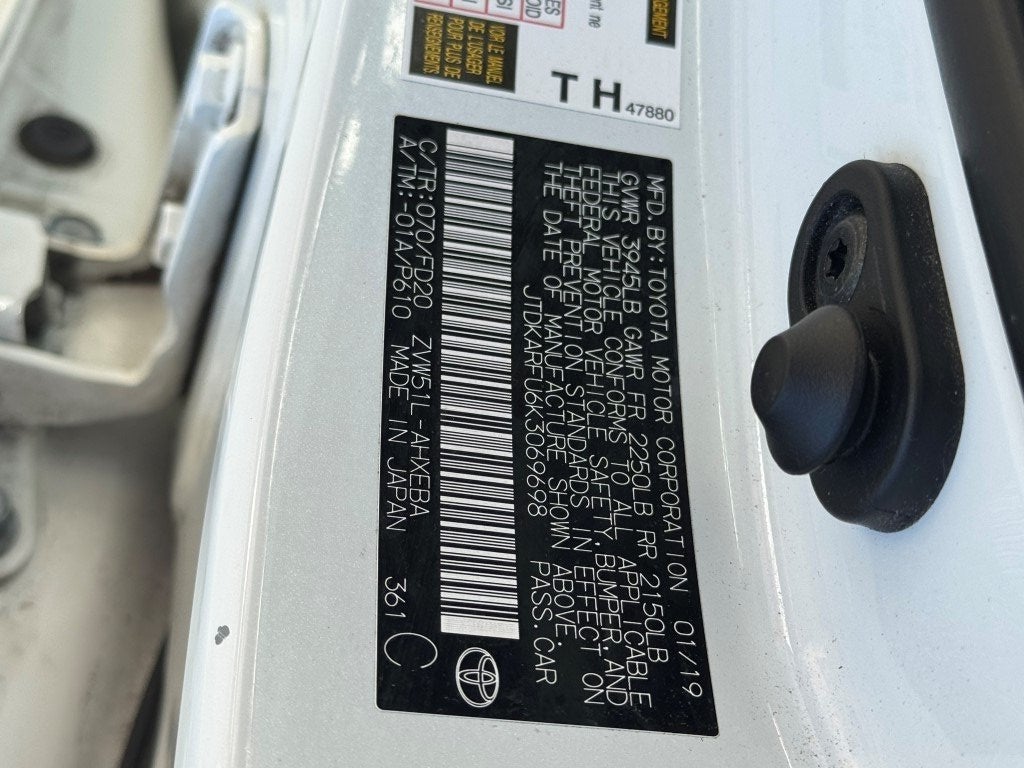 2019 Toyota Prius LE