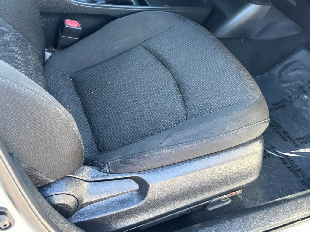 2019 Toyota Prius LE