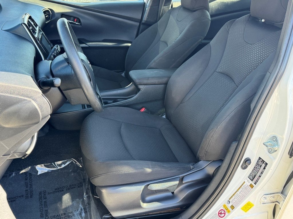 2019 Toyota Prius LE