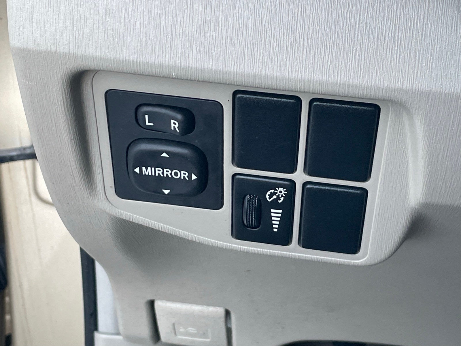 2011 Toyota Prius Two