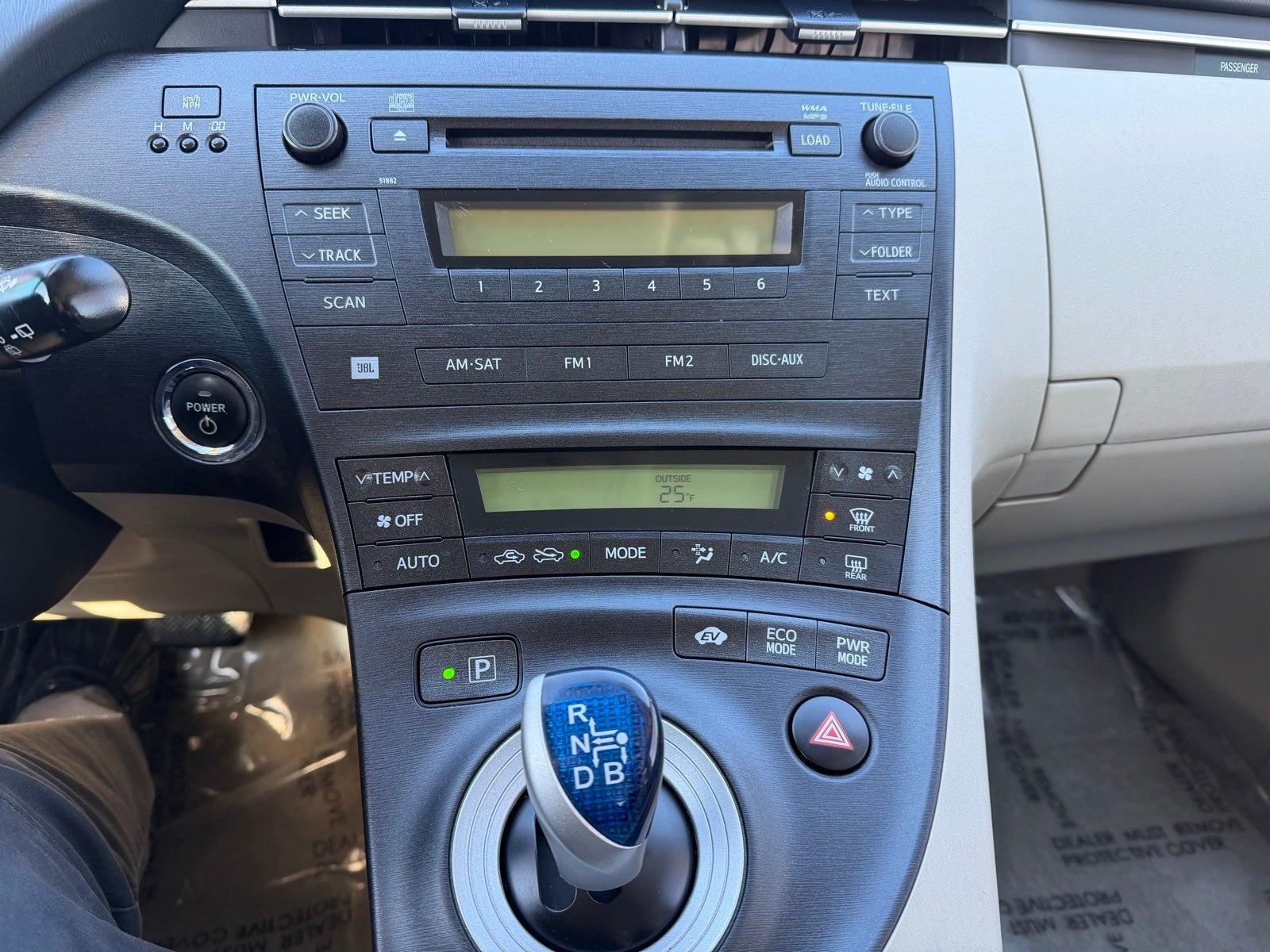 2010 Toyota Prius III