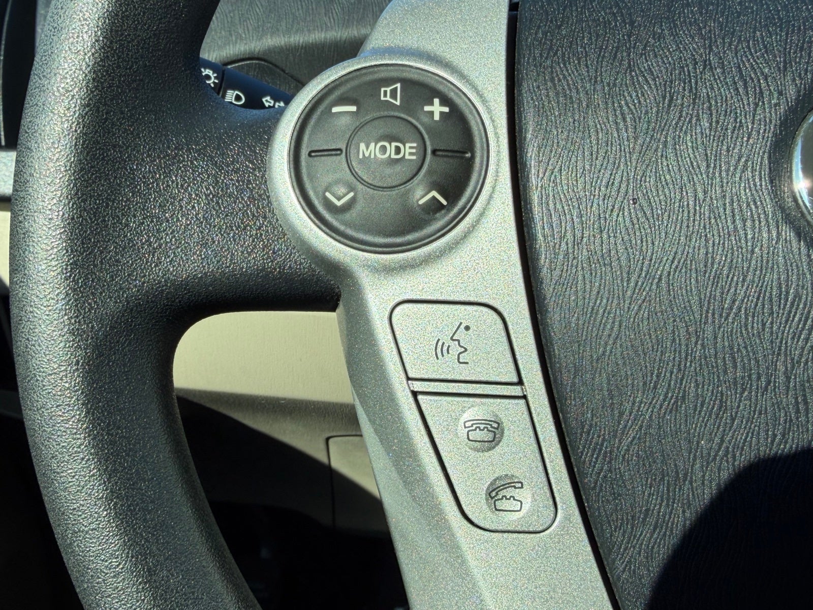 2010 Toyota Prius III