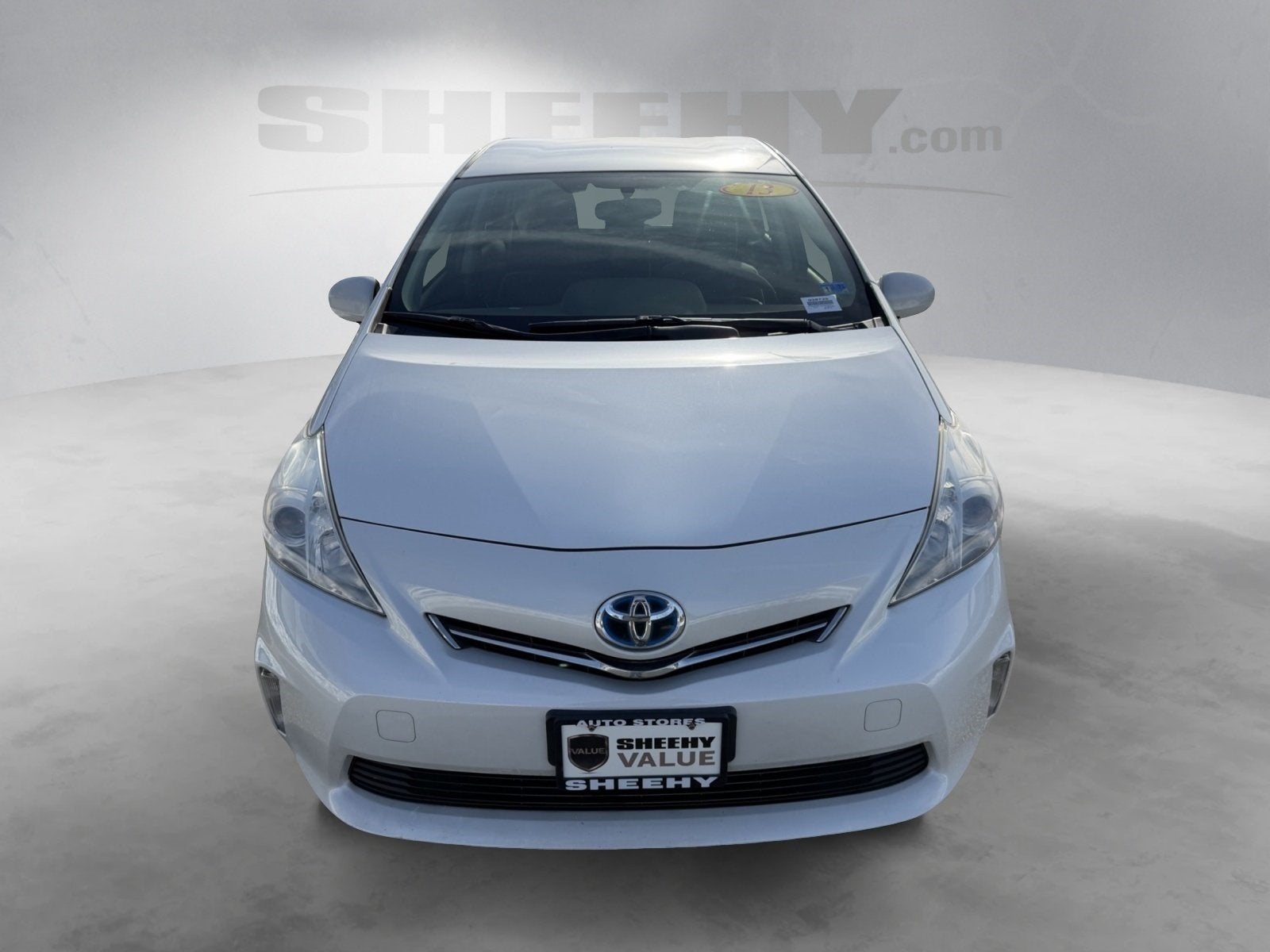 2013 Toyota Prius v Two