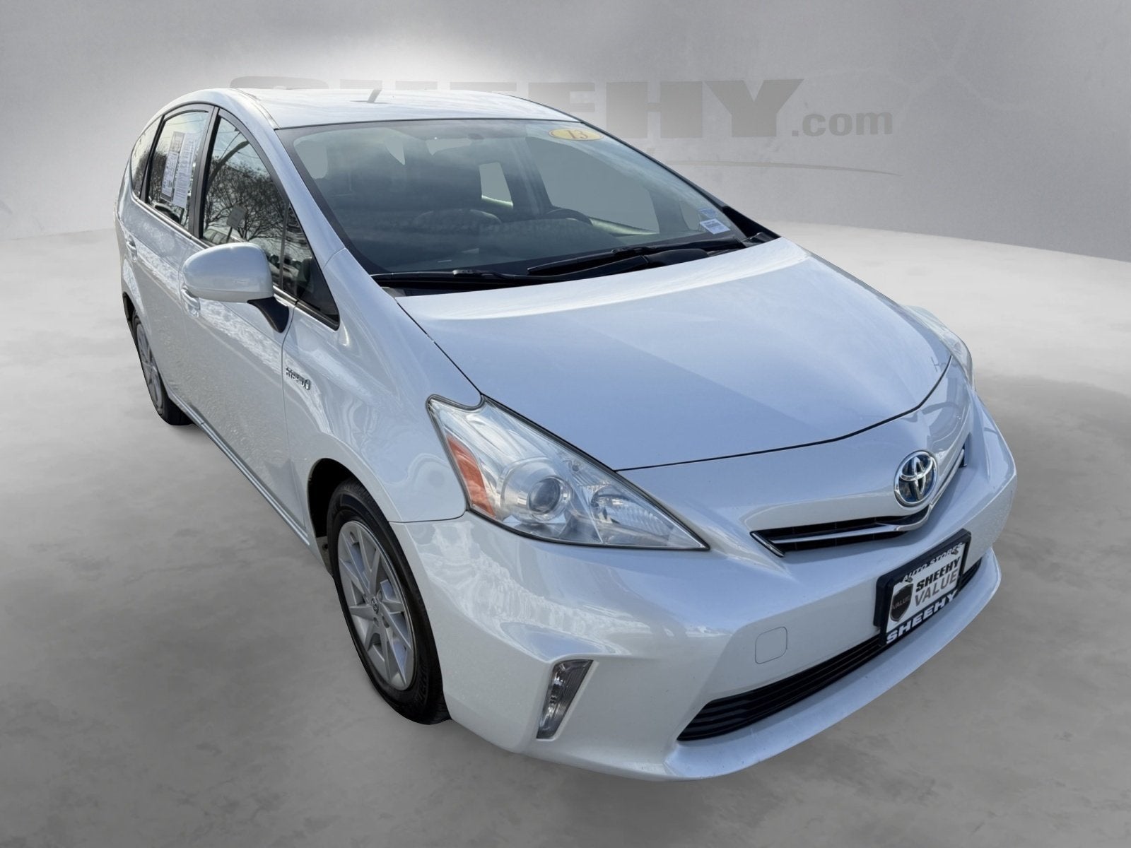 2013 Toyota Prius v Two
