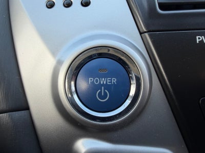 2013 Toyota Prius v Two