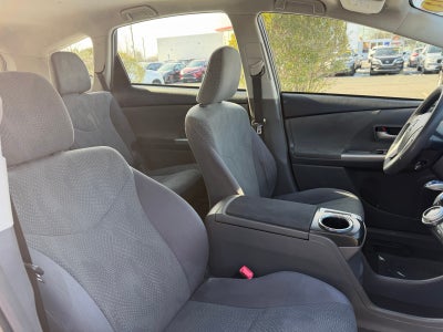 2013 Toyota Prius v Two