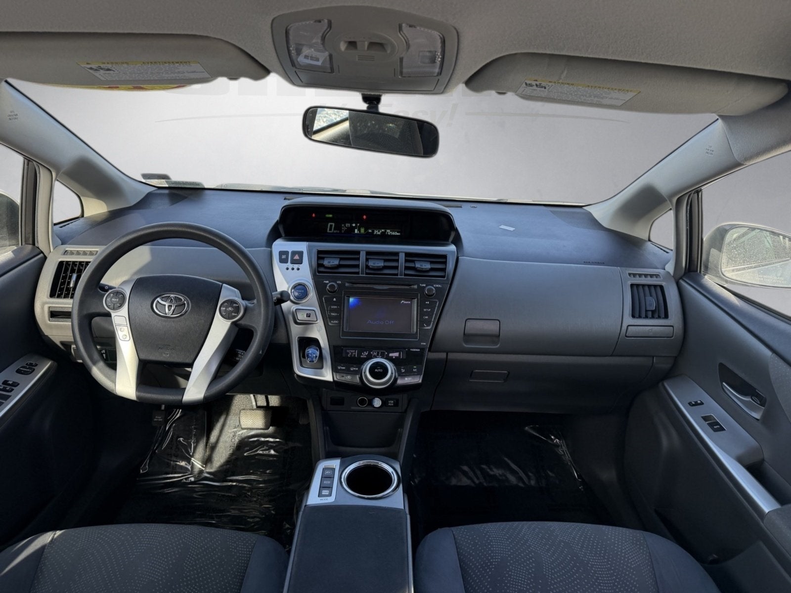 2013 Toyota Prius v Two