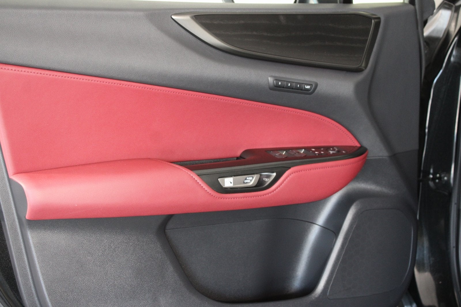 2022 Lexus NX 450h+ Luxury