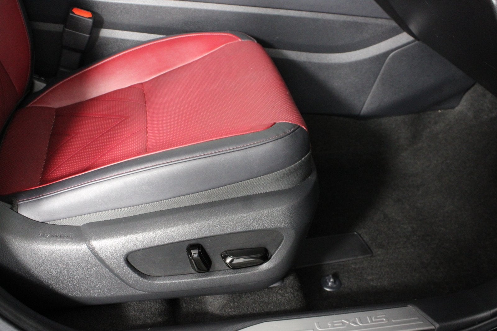 2022 Lexus NX 450h+ Luxury